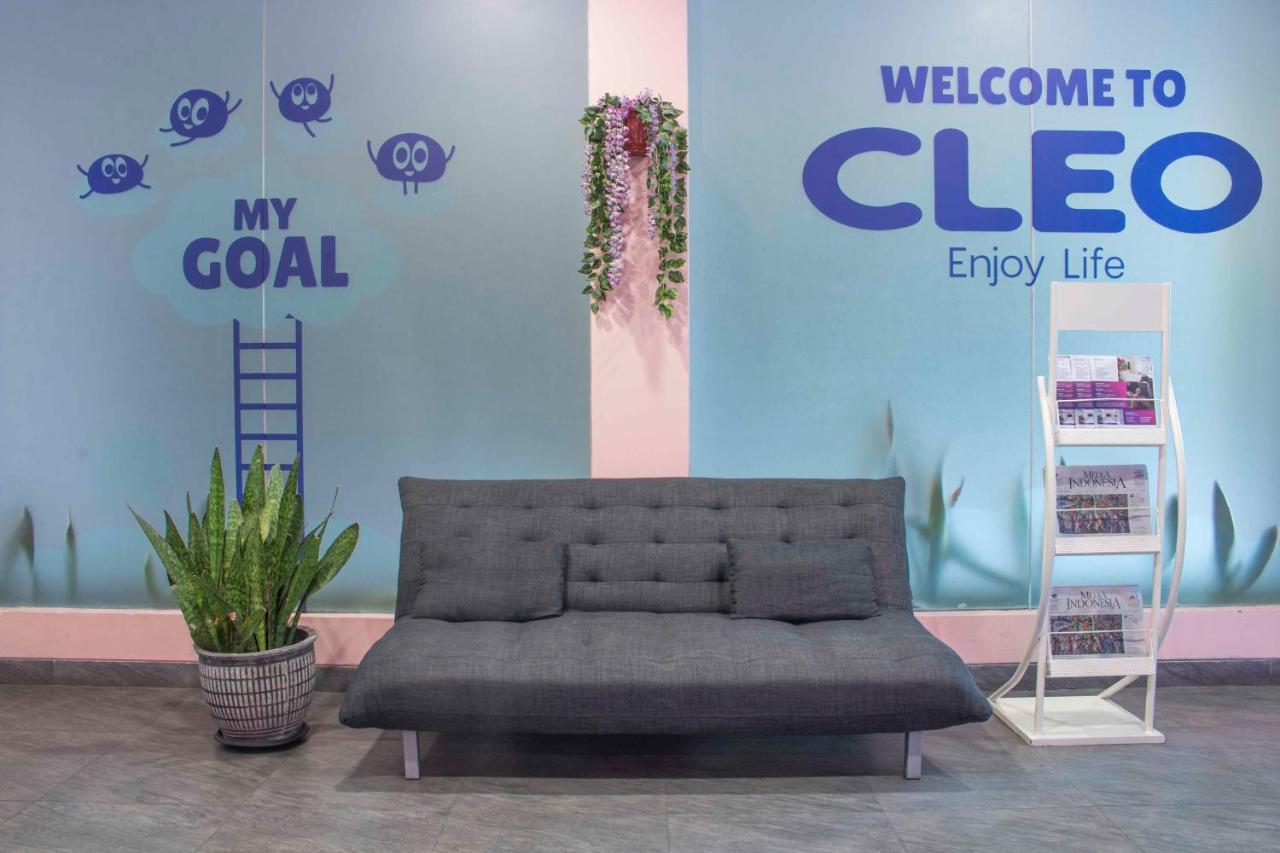 Cleo Hotel Tunjungan Сурабая Екстериор снимка